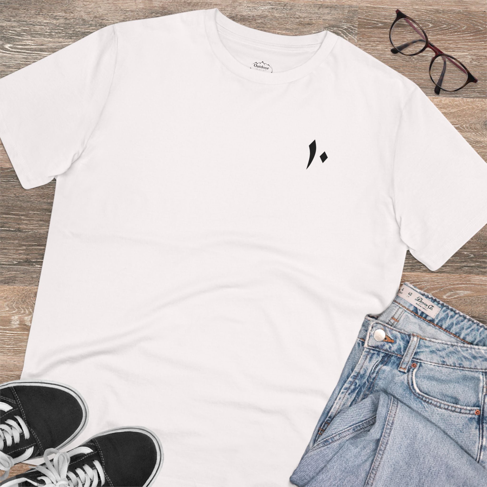 Outdoor Gala T-shirt with Product logo & neck label - Unisex Organic Creator
